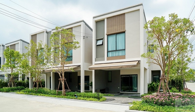 PLENO SUKHUMVIT BANGNA 3