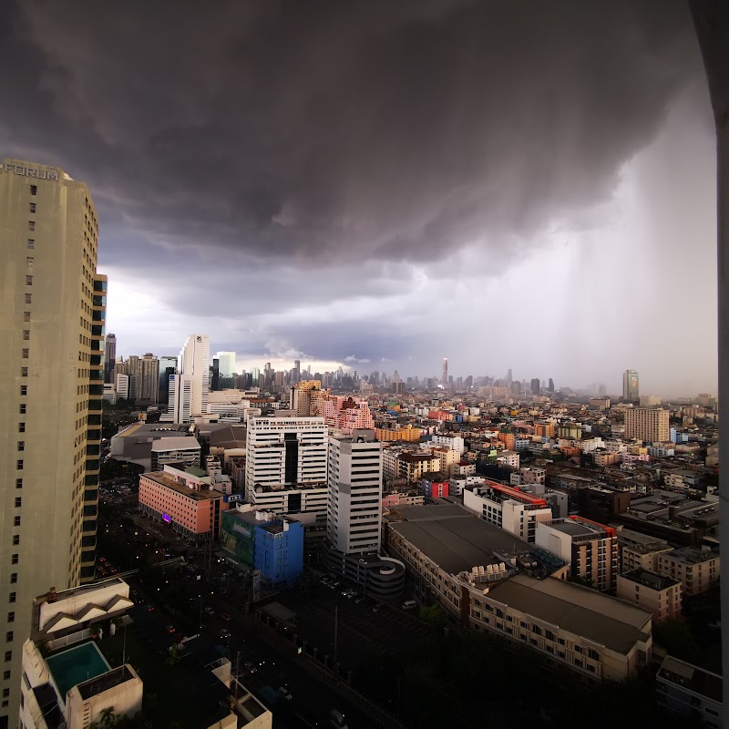 Diamond Condominium, Ratchadaphisek