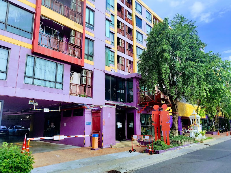L Style Condo