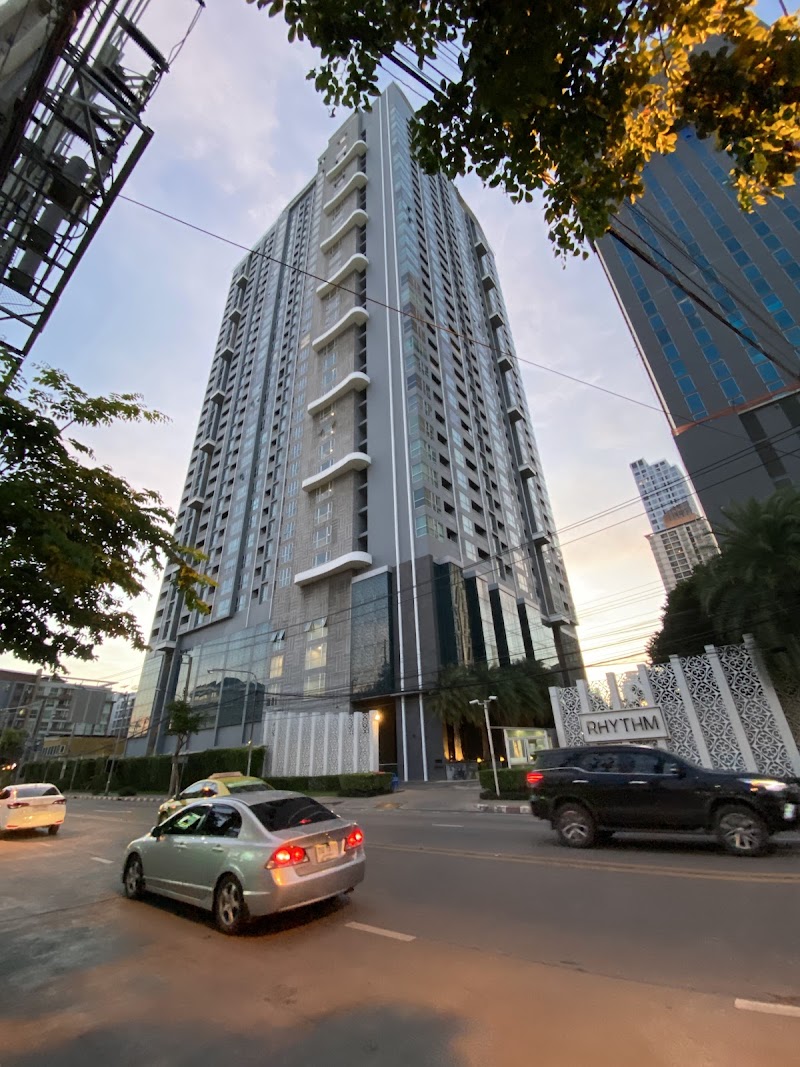 Rhythm Sukhumvit 50