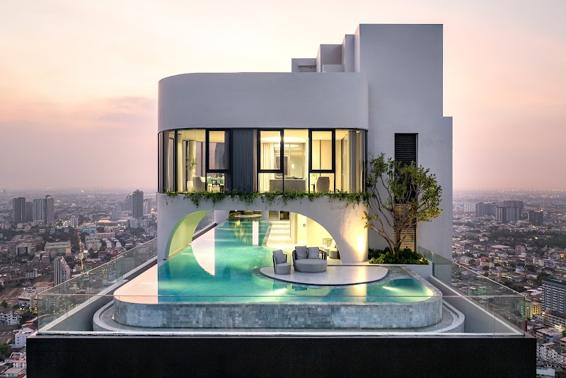 Reference Sathorn Wongwianyai