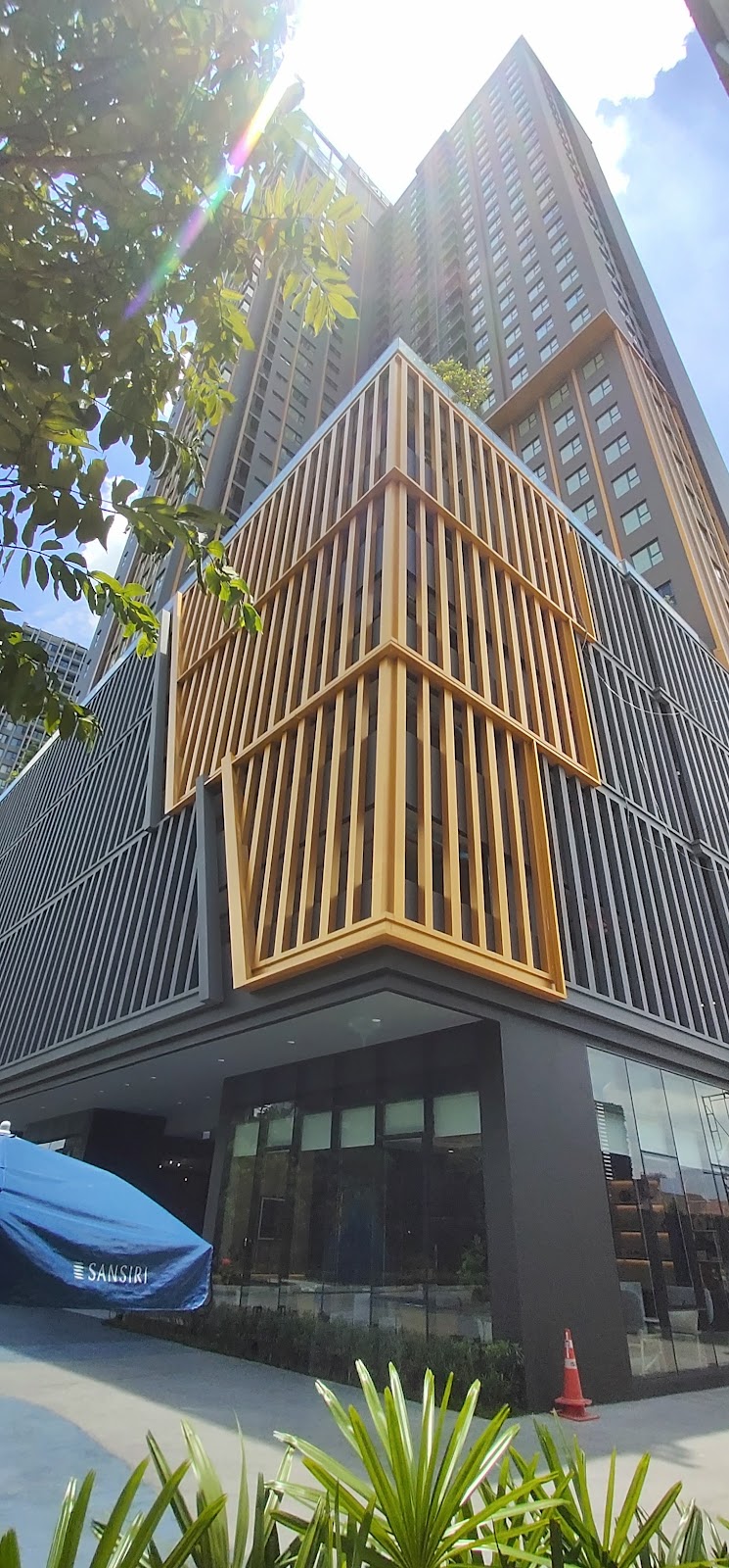 The Base Phetchaburi Thonglor