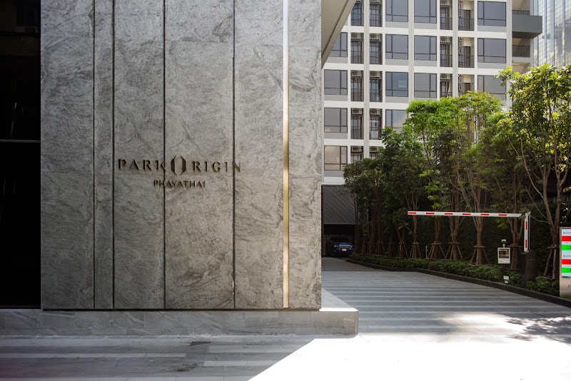 Park​ Origin​ Phaya Thai