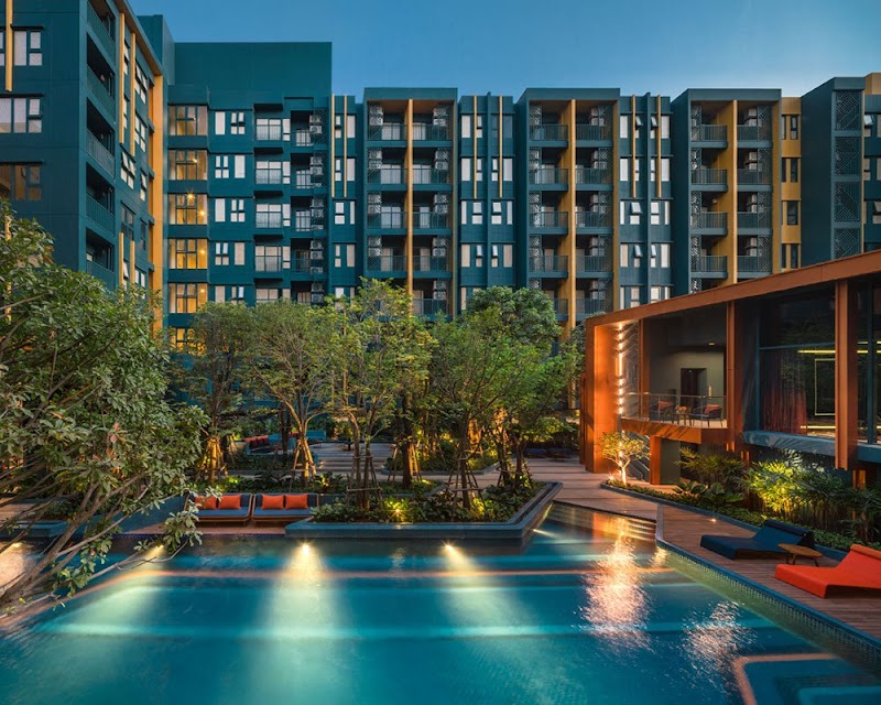 THE BASE Sukhumvit 50