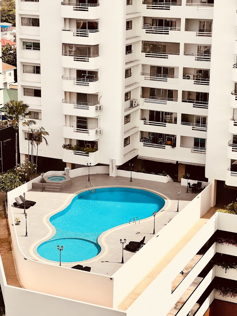 Regent on the Park 3