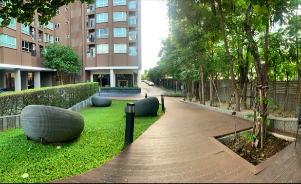 U Delight @ Talat Phlu Station