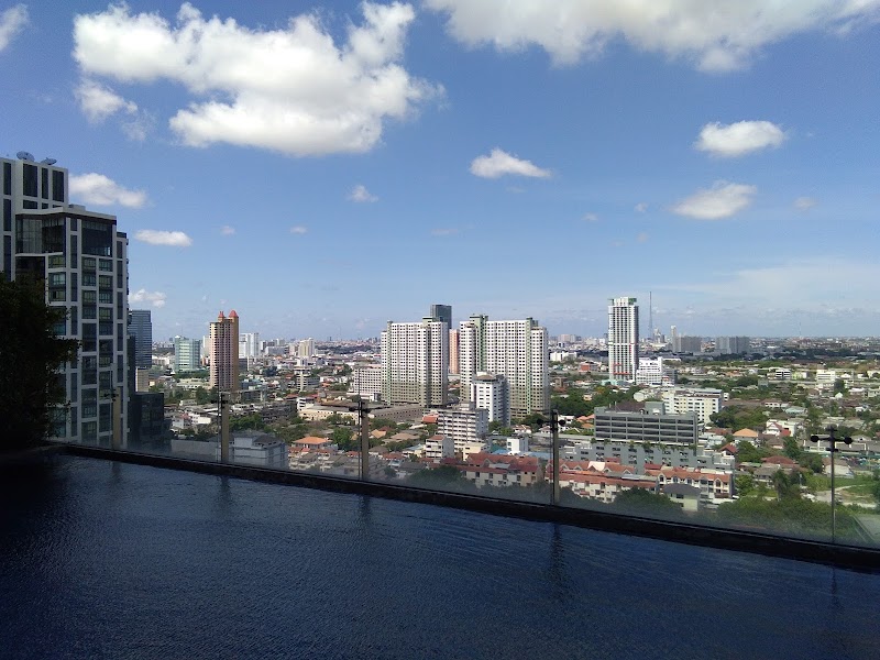 The Editor Saphan Khwai